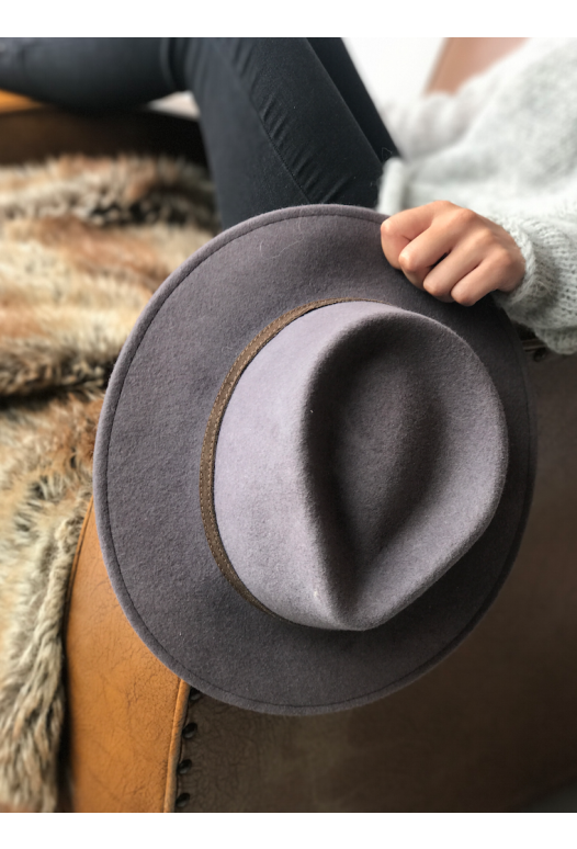 Classic grey/purple hat