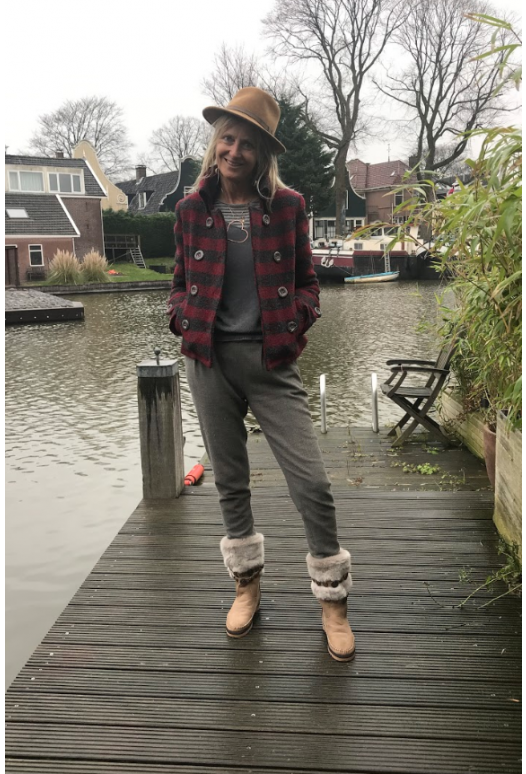 Wool Jacket Short - Red & Black 