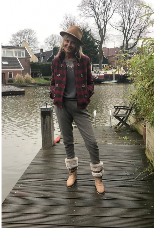 Wool Jacket Short - Red & Black 