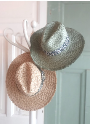 Straw Hat Animal Natural