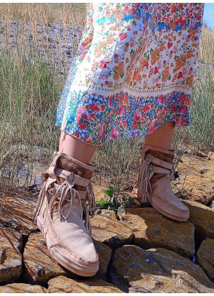 Johanna Paris - Red Flower Skirt