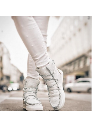 Ymiz M Cocco all white 