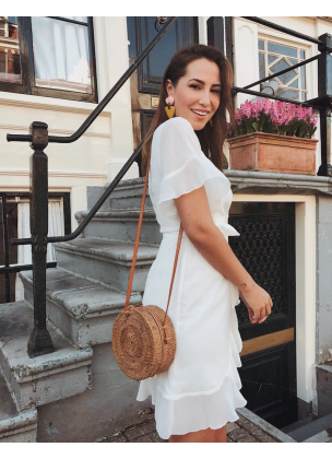 Round straw crossbody